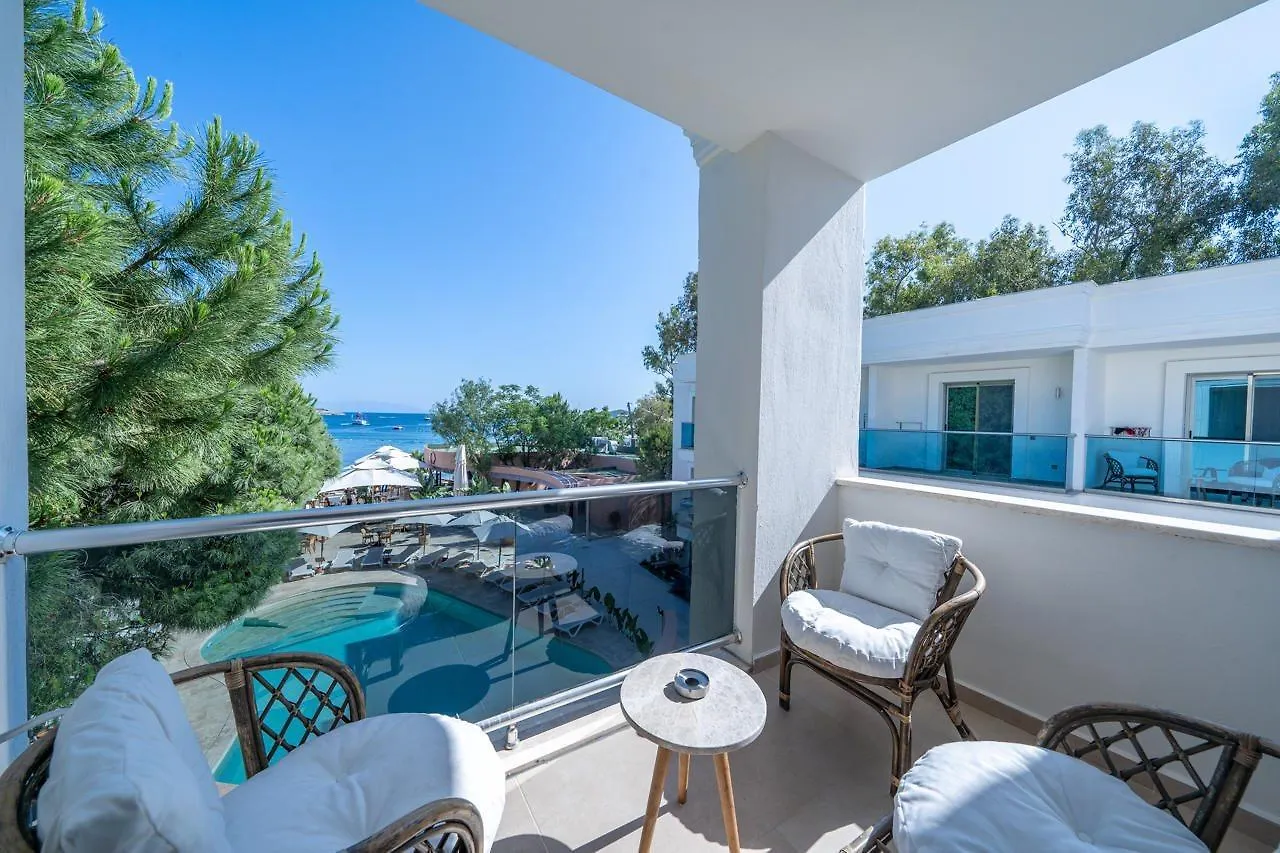 Inone Mucho Selection Hotel Gümbet 4*,