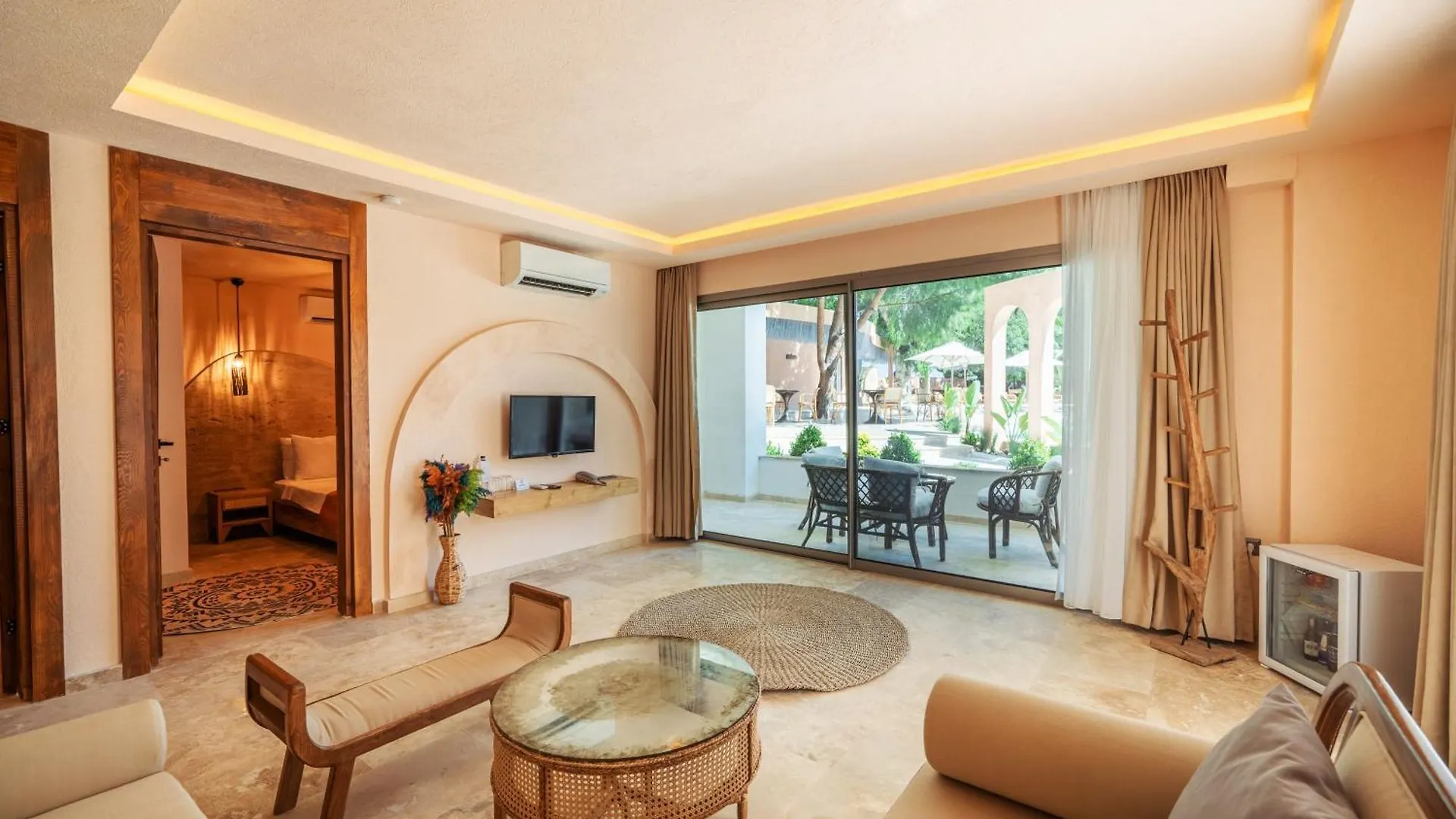 Inone Mucho Selection Hotel Gumbet 4*,